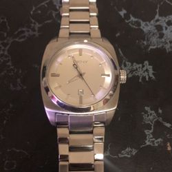 DKNY WATCH