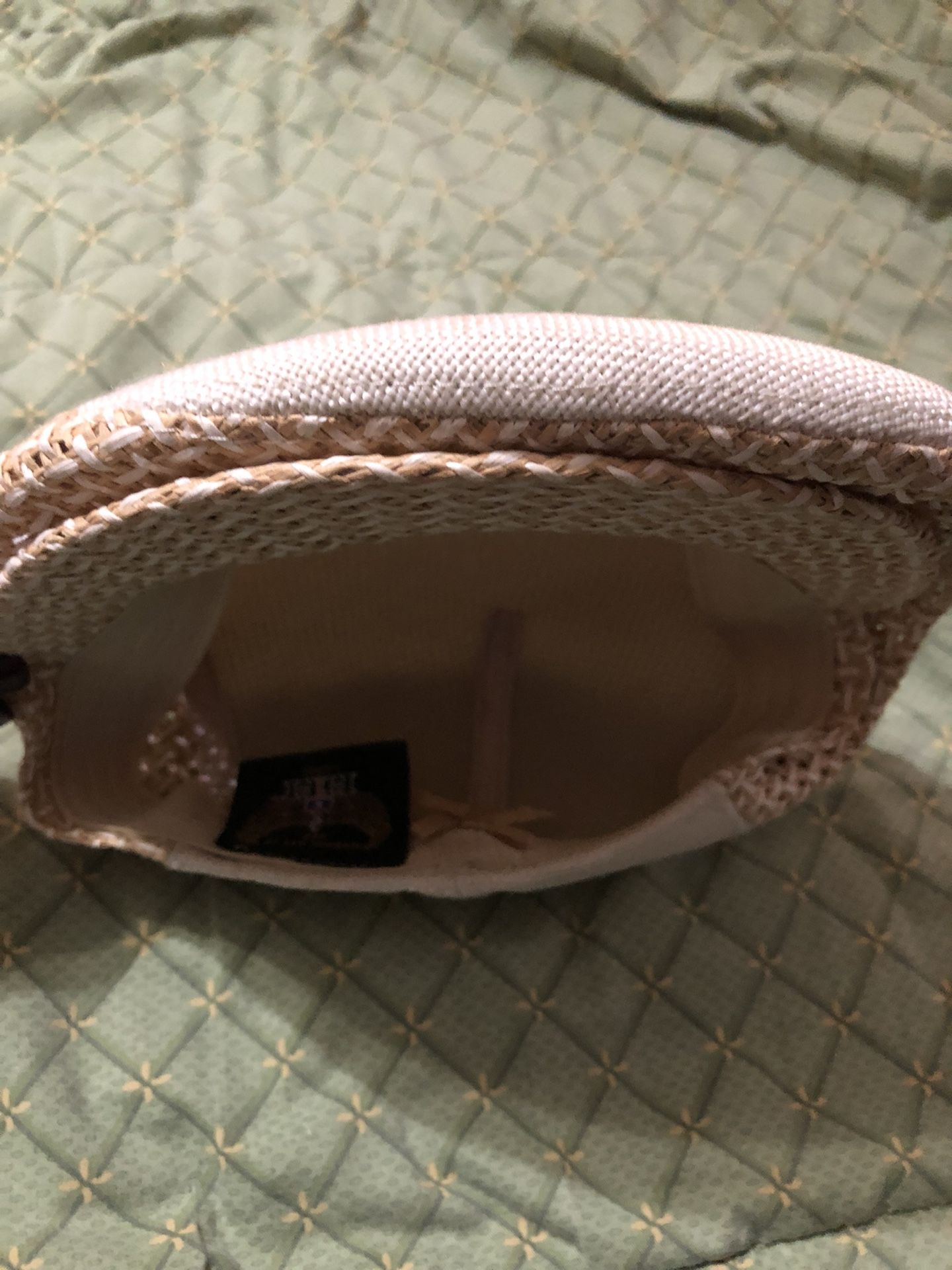 Henschel  Hat . Size Large 