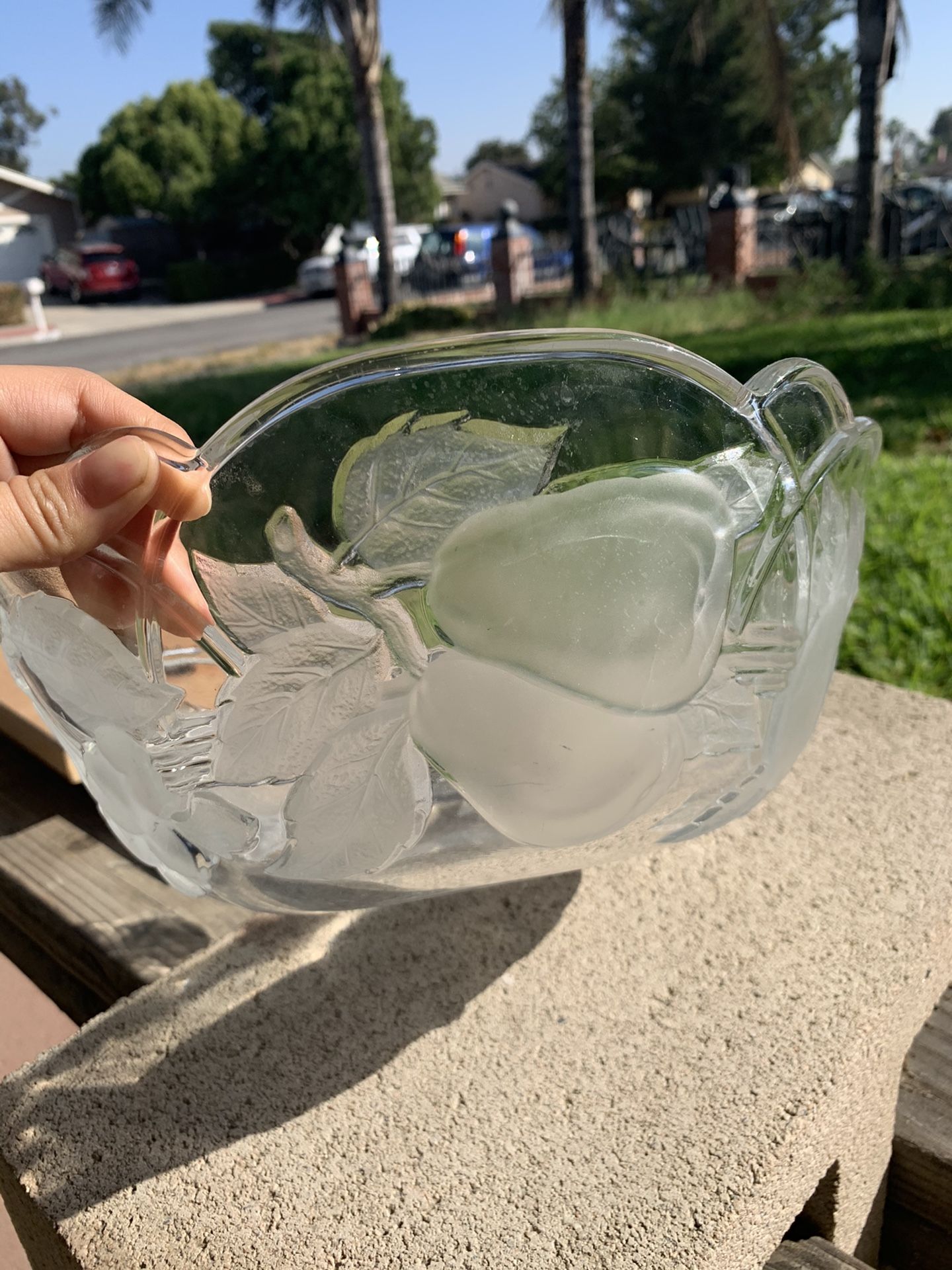 Glass fruit bowl