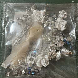  Brides Headpiece- Bridal Hair accessories 