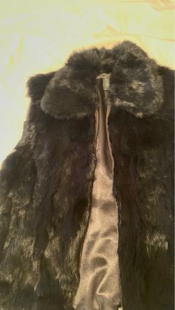 Black fur vest from Saks Fifth Avenue black label woman’s size small