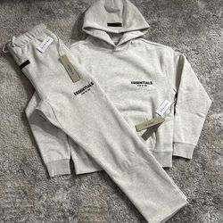 Fear of god essential set