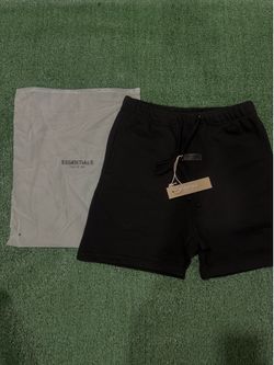 Ess shorts