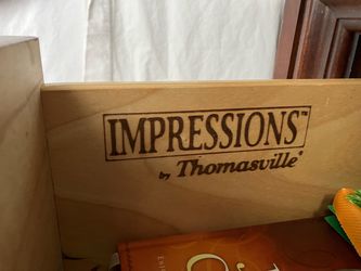 Thomasville Impressions Cherry-Finish California King Bedroom Suite – 7 Pieces