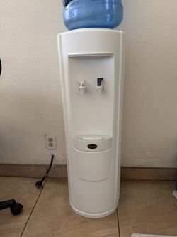 Water dispenser