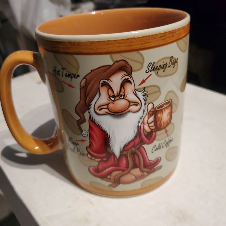 Mickey's Really Swell Coffee Brand Brown Mug Goofy Disney Parks Theme Parks  16oz for Sale in Portland, OR - OfferUp