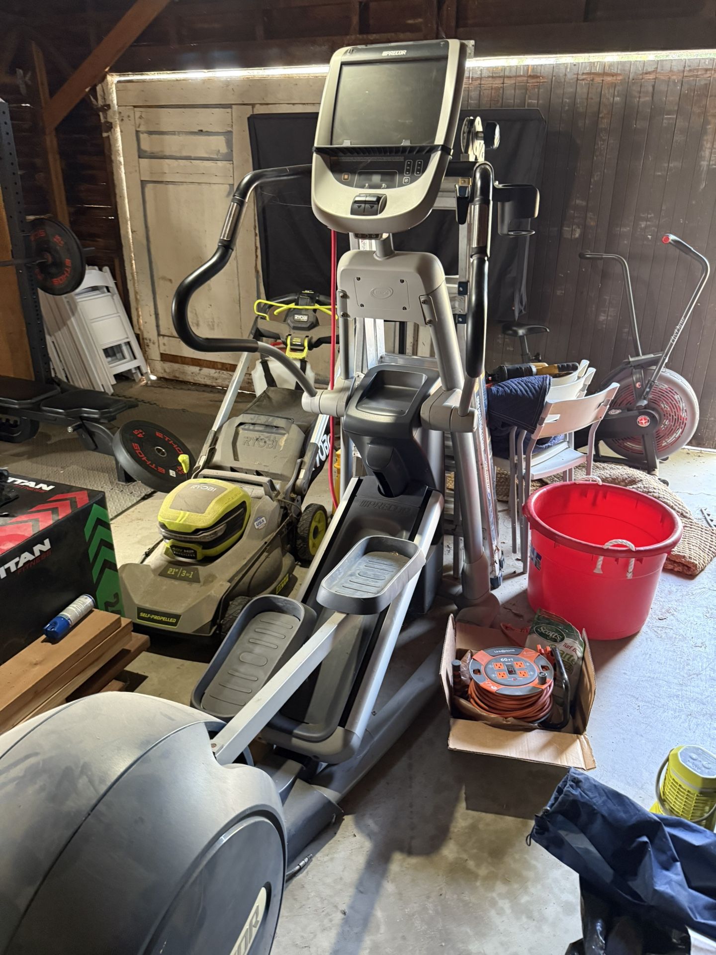 Precor elliptical