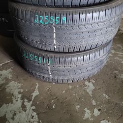 225 55r19 Set Of 2 Used Tires.          Toyo