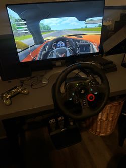 Logitech g29 ps4 steering wheel