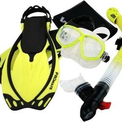 Snorkeling Scuba Dive Mask Fins w/ Booties & Vest (XS/SM) - $30 (Downtown)