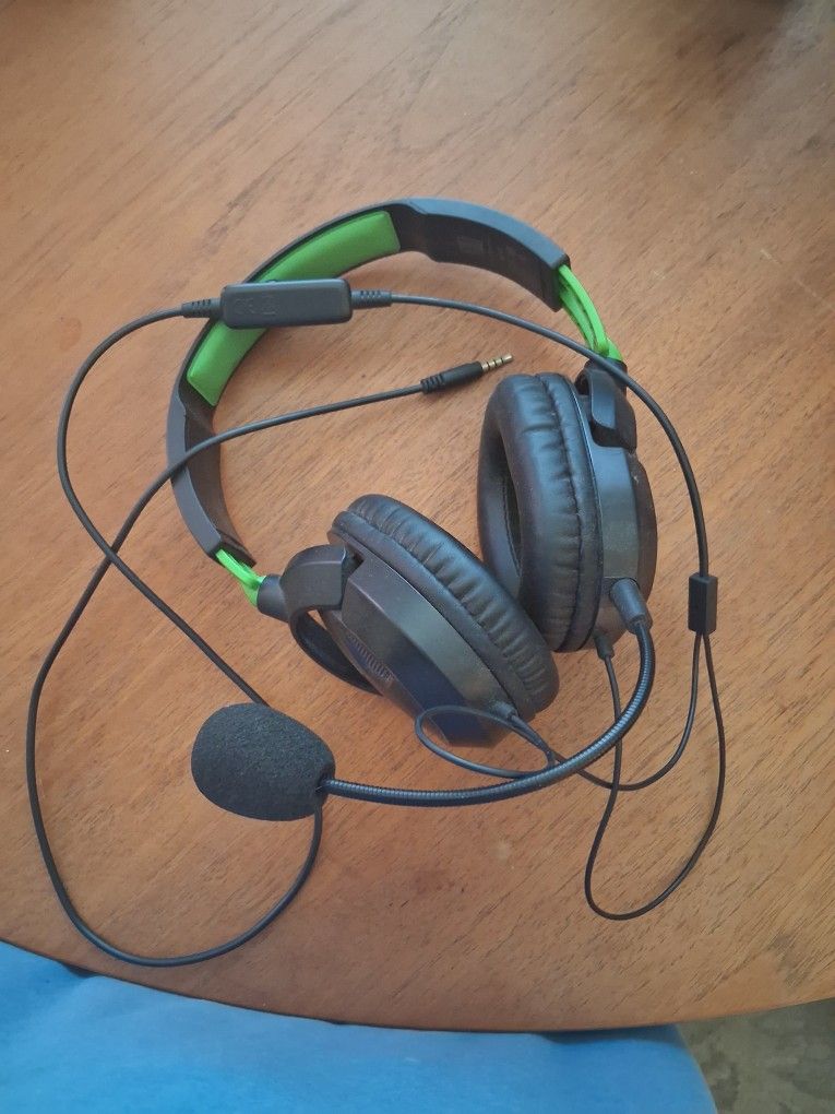 Xbox Headphones And Microphone