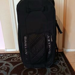 Oakley Rolling Bag