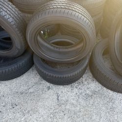 2 Llantas 215/50/17 Dela Yokohama 95% De Vida