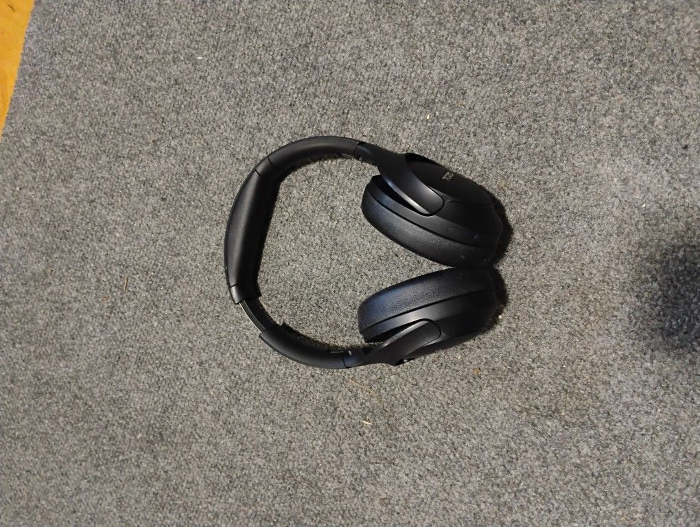Black Over Ear Headphones, Tozo, Noise Cancellation