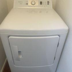 Insignia Washer Dryer Set 