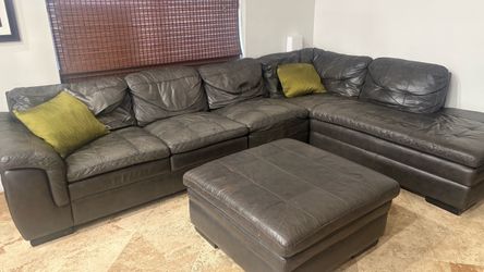 Leather sectional set