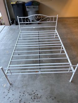 Full Size White Metal Bed Frame with Headboard