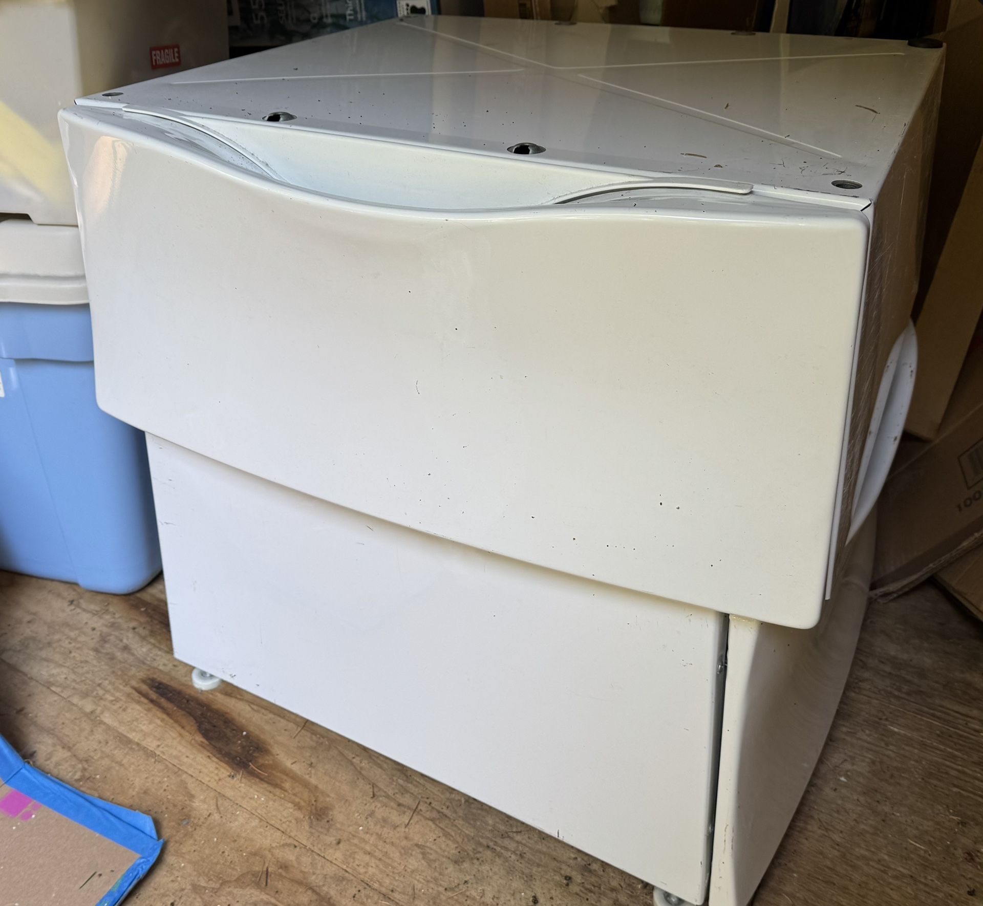Washer And Dryer Pedestals