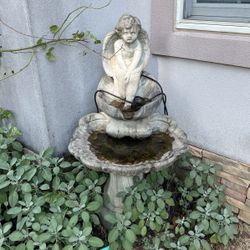 outdoor water fountain