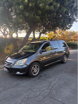 2005 Honda odyssey