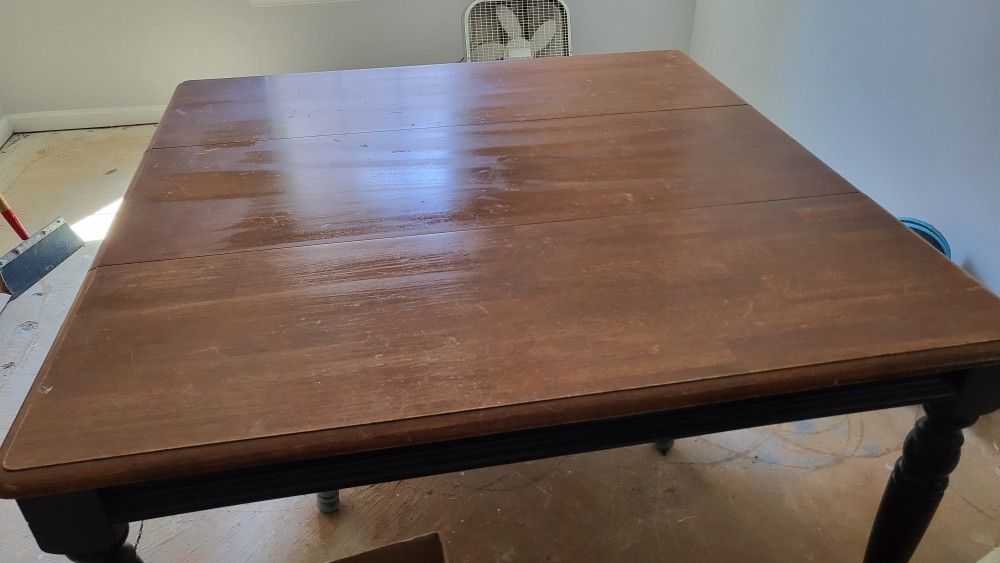 Kitchen Table And Chairs