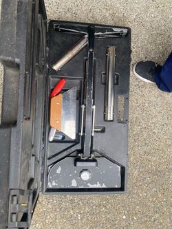 Crain carpet stretcher