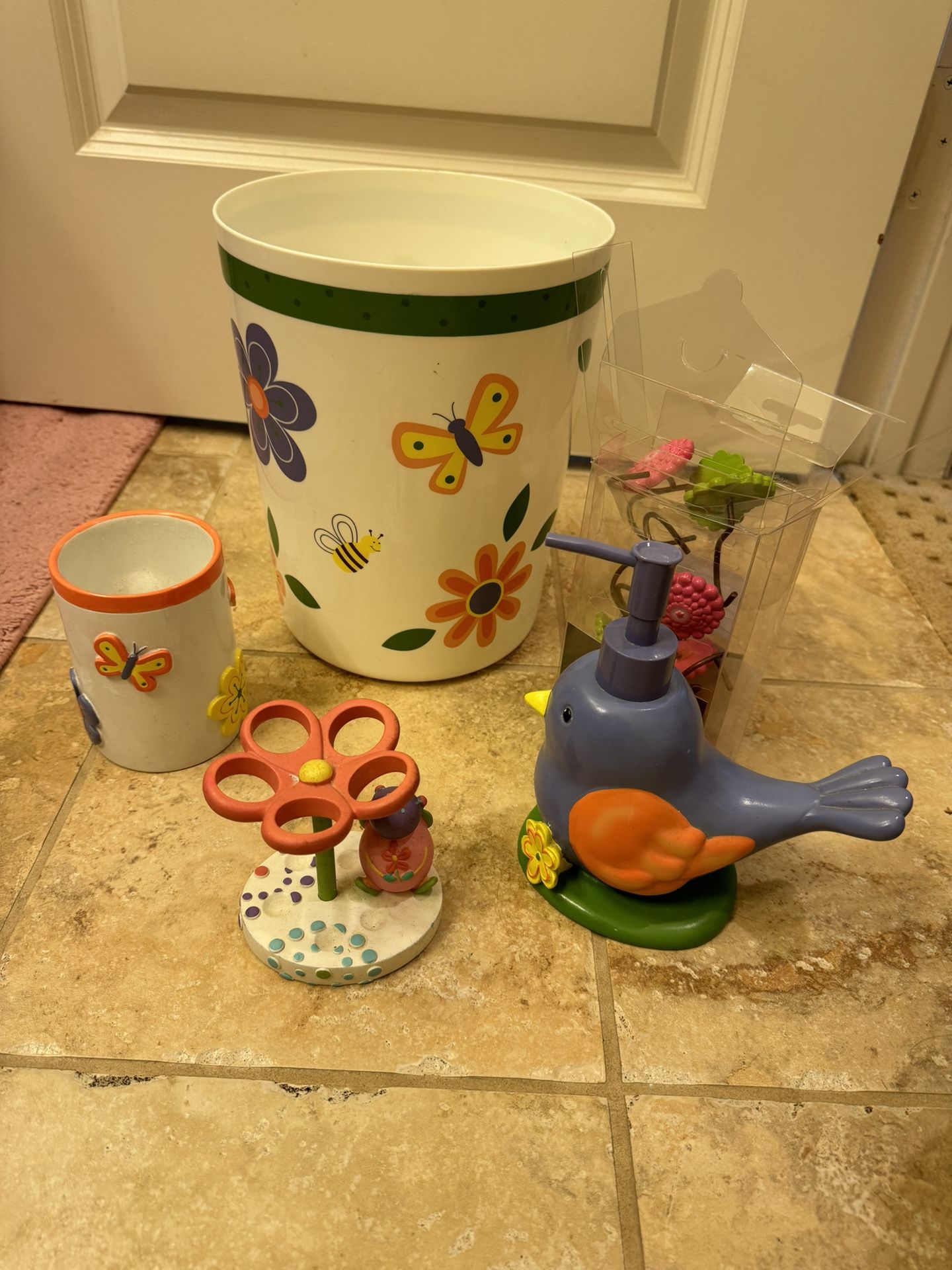 Kid’s Bathroom Set