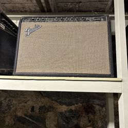  Fender '64 Custom Deluxe Reverb Amp 