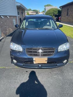 Nissan Maxima SE 20th Anniversary Edition 2001