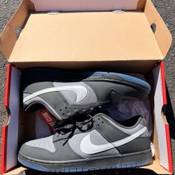Nike Dunks MAKE OFFERS!