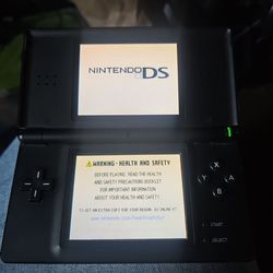 Nintendo DS lite