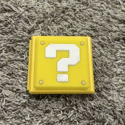 Nintendo Switch Game Cartridge Case – Mario Question Block