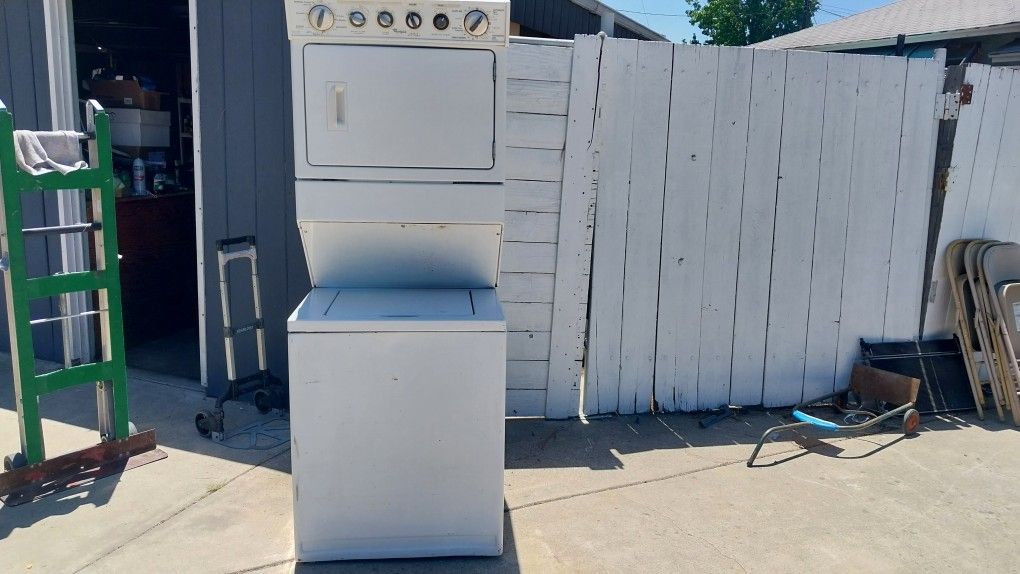 Whirlpool Stackable Washer & Gas Dryer (Delivery)