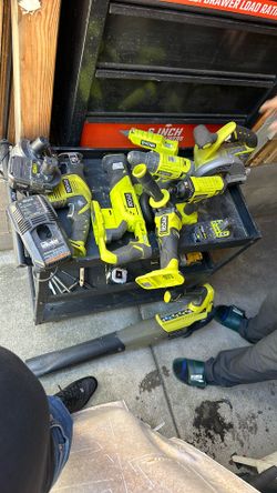 ryobi tool set 3 batteries 8 tools