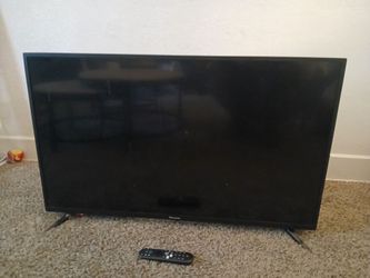Pioneer 43" Xumo Smart TV — $175 OBO
