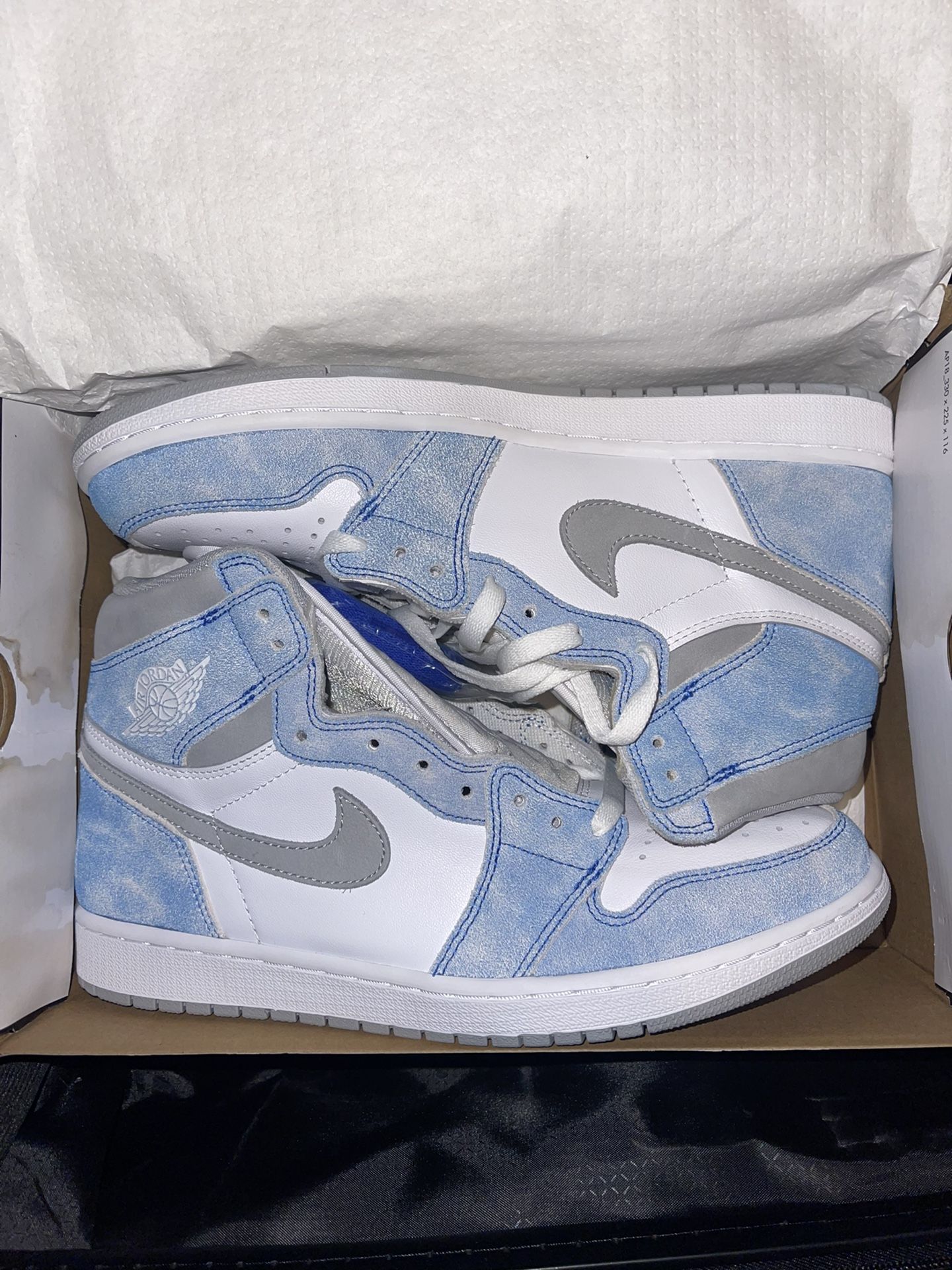 NIKE JORDAN RETRO HIGH HYPER ROYAL SMOKE GREY