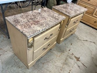 2 Nightstands/ Ashley Furniture