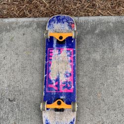 Skateboard