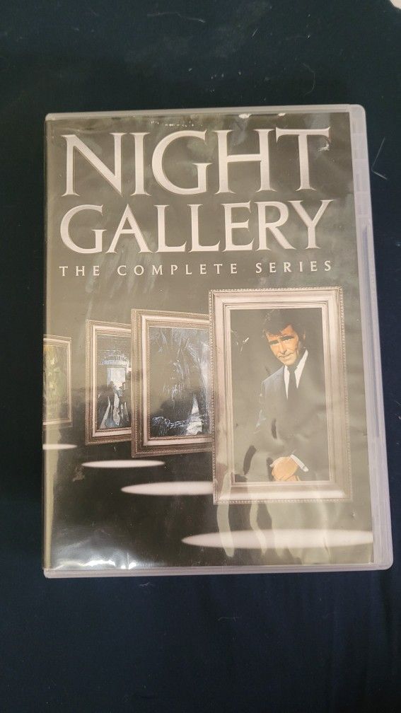 Night Gallery: The Complete Series [DVD]