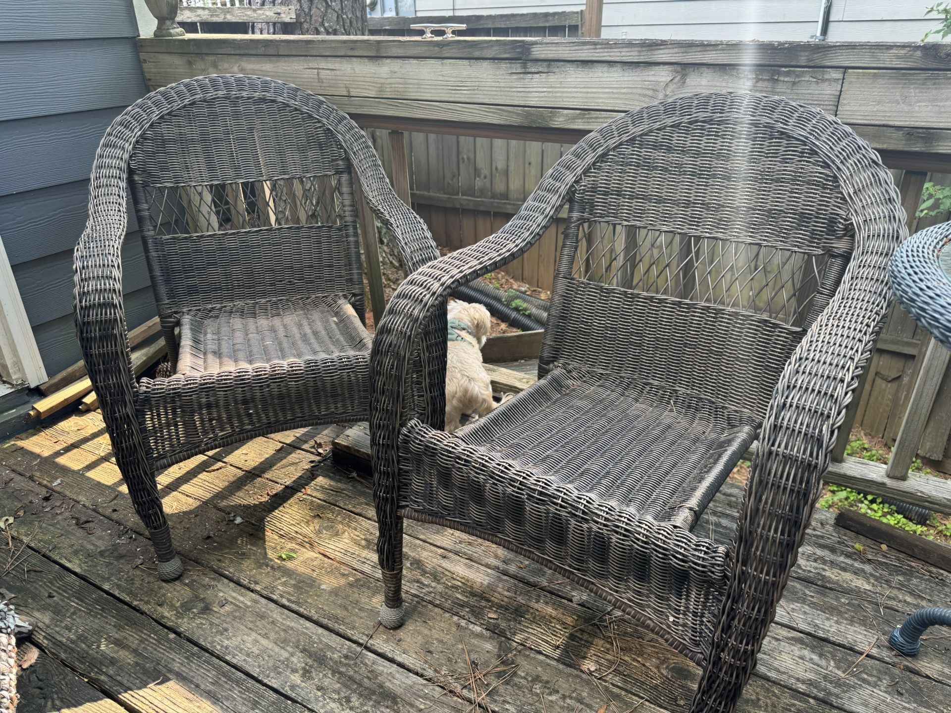 2x Wicker Style Patio Chairs