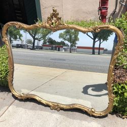 Cartouche Carved Gilt Wood Mirror