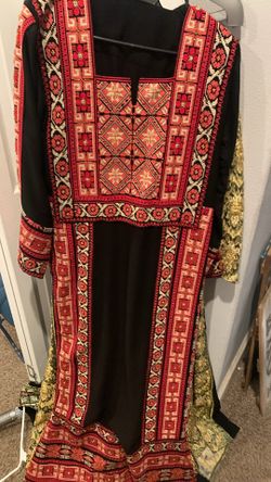 Hermosos Vestidos Con Piedreria  Bordados 