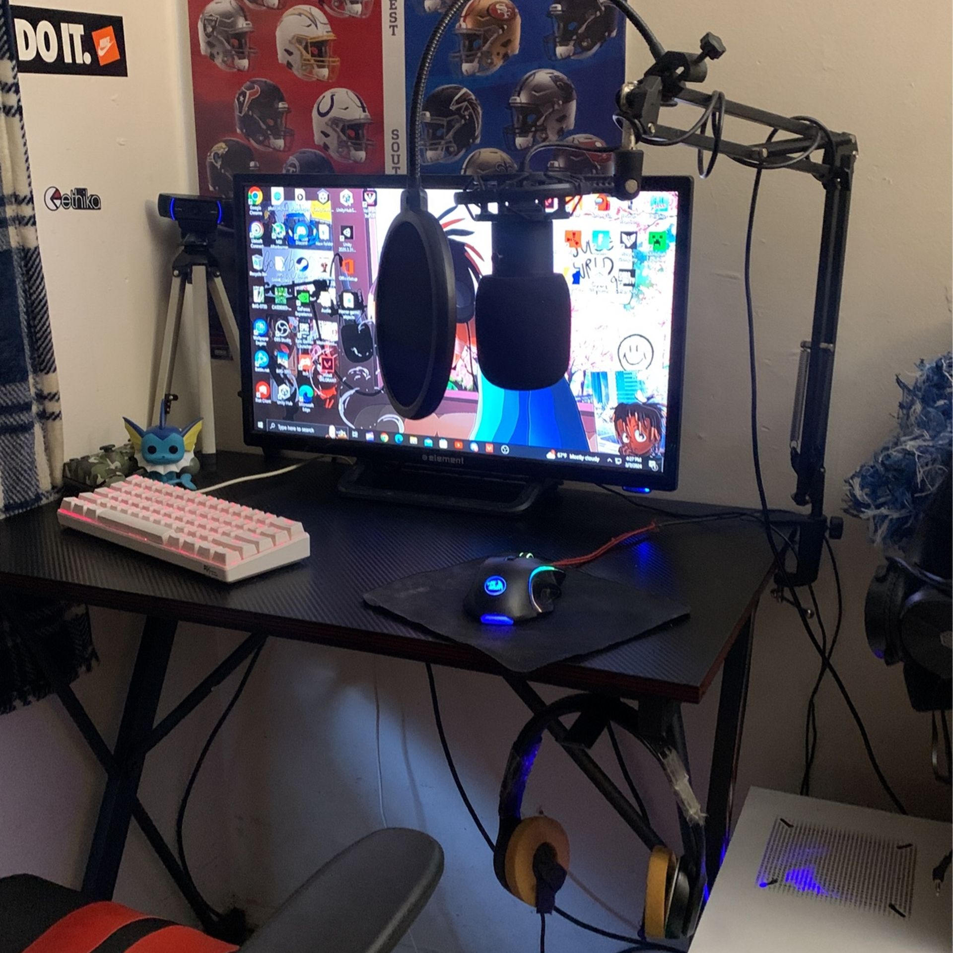 STREAMER GAMING PC WILLING TO TRADE FOR A DIRT BIKE