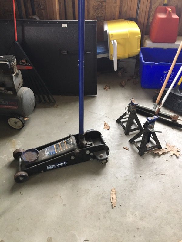 Kobalt 3 Ton Floor Jack And Stands 40 For Sale In South Lyon Mi