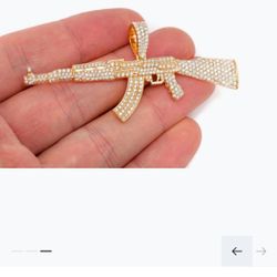 VS1 14K AK47 Pendant