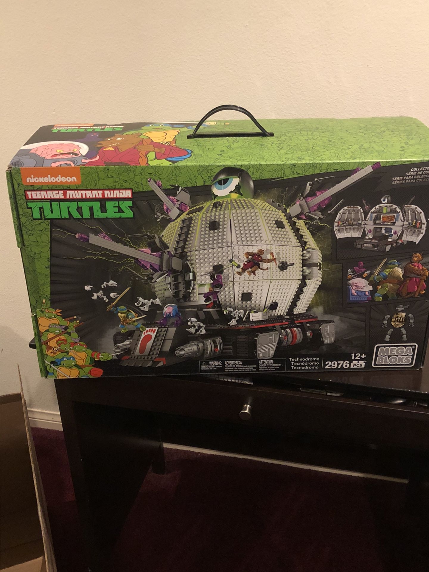 Mega bloks Teenage Mutant Ninja Turtles TMNT Technodrome set 31501