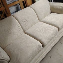 Pull out Couch 
