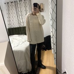 Vintage– Embroidered Granny-Core with Pearl Accents