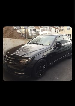 2011 mercedes benz c300