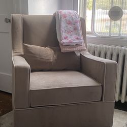 Rocking Chair 